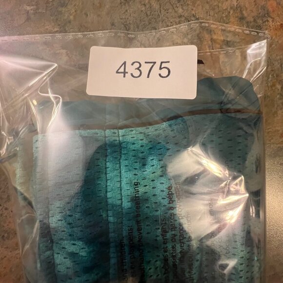 DSG Boy's  Basketball Shorts, Large, Tie-Dye Teal Mesh‎ - Picture 9 of 9